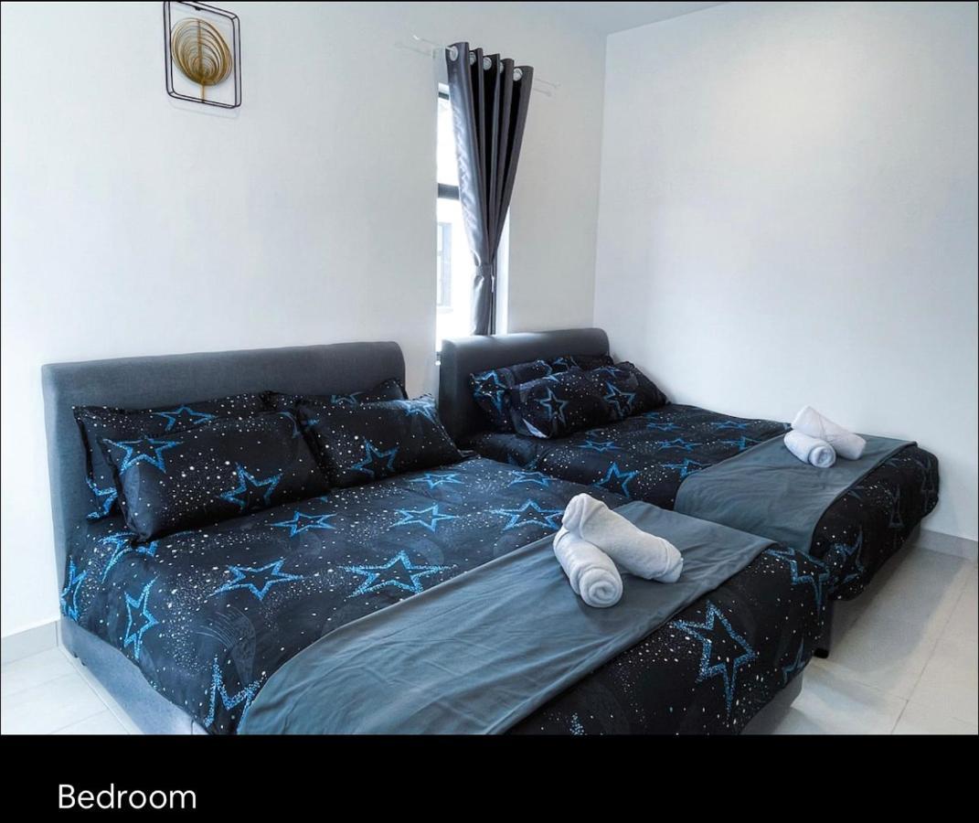 New 2 Storey-Majestic Homestay 3 Min To Night Market Бринчанг Екстер'єр фото
